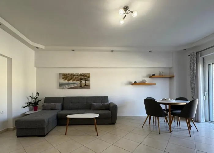 Chris * עיר רודוס